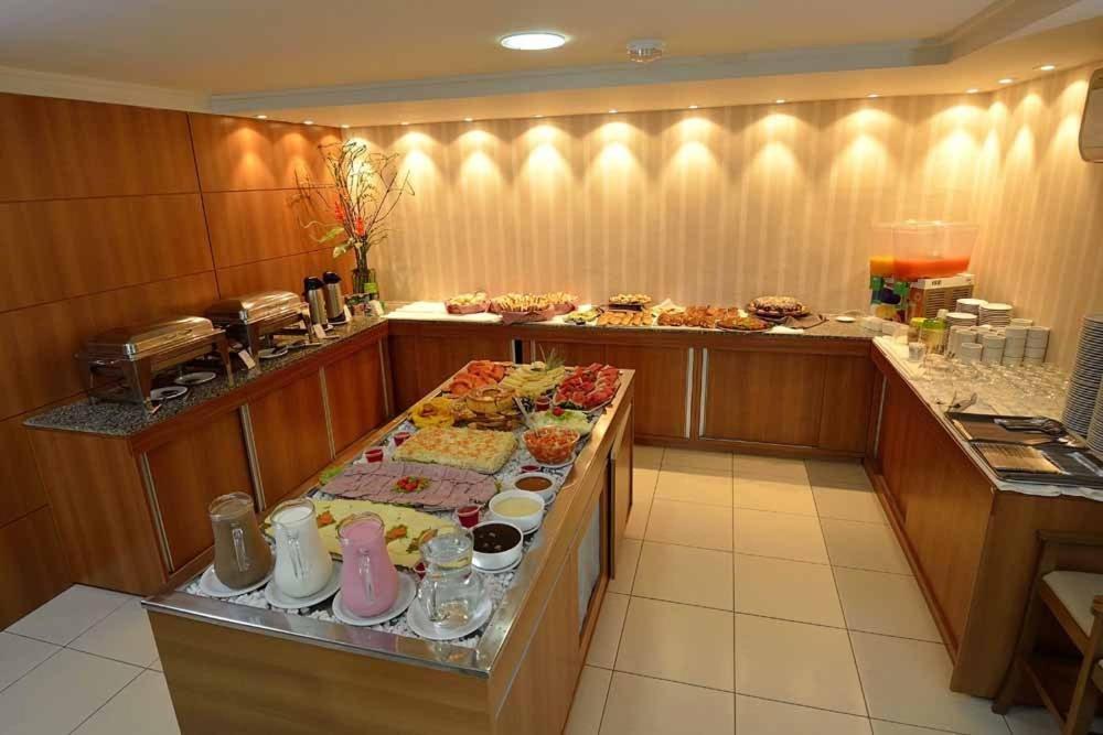 Hotel Flat A Beira Mar De Joao Pessoa Com Ar Exterior foto