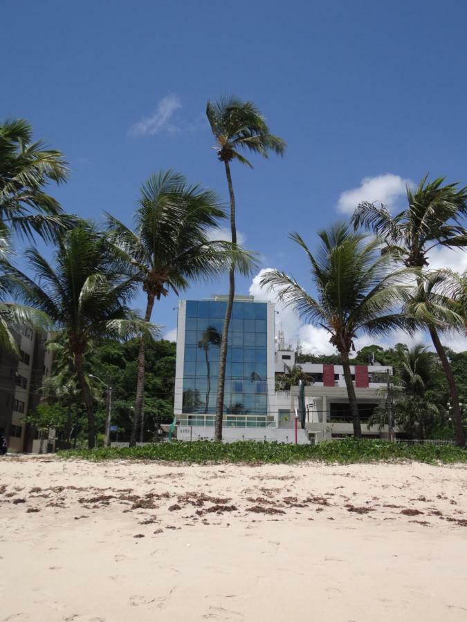 Hotel Flat A Beira Mar De Joao Pessoa Com Ar Exterior foto